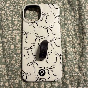 Black & white bows Loopy case for iPhone 13